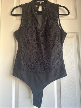 Haute Monde Black Lace Mock-Neck Sleeveless Bodysuit